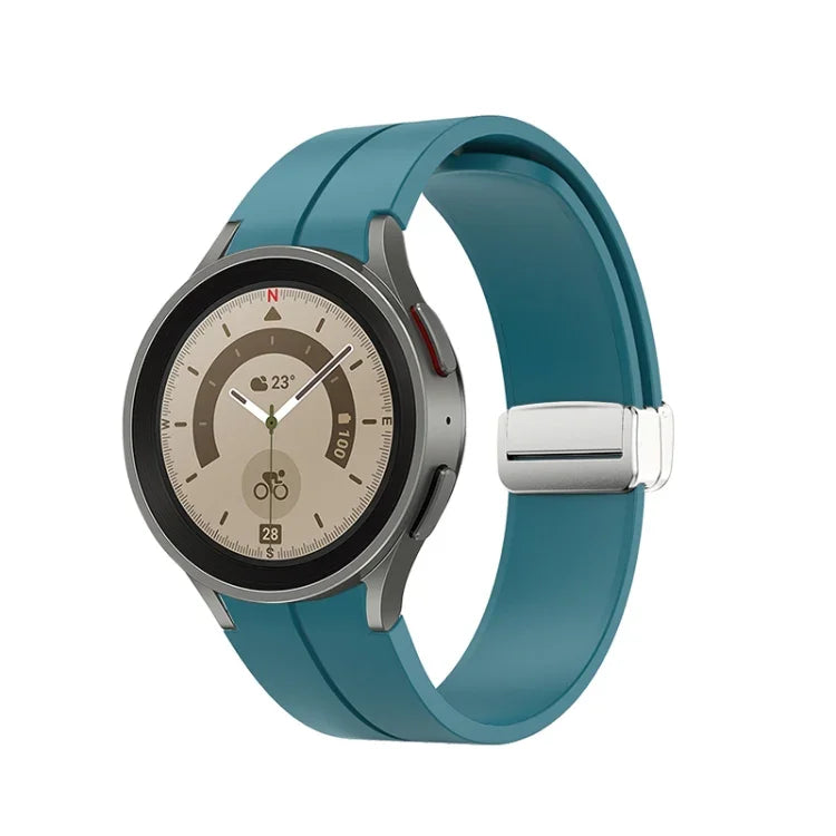 Folding Silver Buckle Silicone Watch Band, For Samsung Galaxy Watch5 40&44mm / Pro 45mm