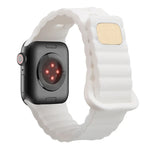 Reverse Buckle Silicone Watch Band, For Apple Watch Ultra 49mm / Series 8&7 45mm / SE 2&6&SE&5&4 44mm / 3&2&1 42mm, For Apple Watch Series 8&7 41mm / SE 2&6&SE&5&4 40mm / 3&2&1 38mm