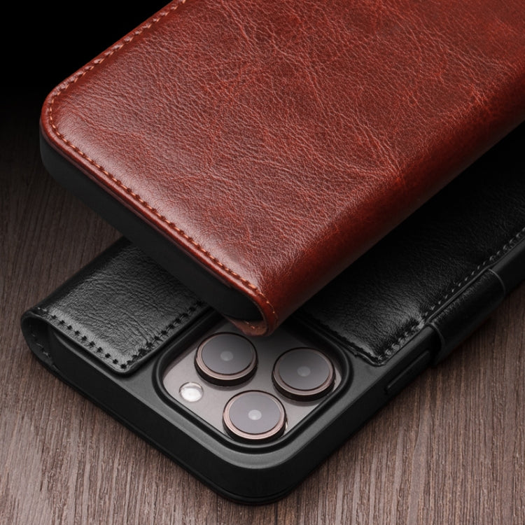 QIALINO Classic 103 Buckle Genuine Leather Phone Case, For iPhone 17e / 16e, For iPhone 17 Pro Max, For iPhone 17 Pro, For iPhone 17, For iPhone Air, For iPhone 15 Pro Max, For iPhone 15 Plus