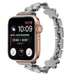 5-petaled Flower Zinc Alloy Chain Watch Band, For Apple Watch SE 2023 44mm, For Apple Watch SE 2023 40mm, For Apple Watch Ultra 2 49mm, For Apple Watch Series 9 45mm, For Apple Watch Series 9 41mm, For Apple Watch Ultra 49mm