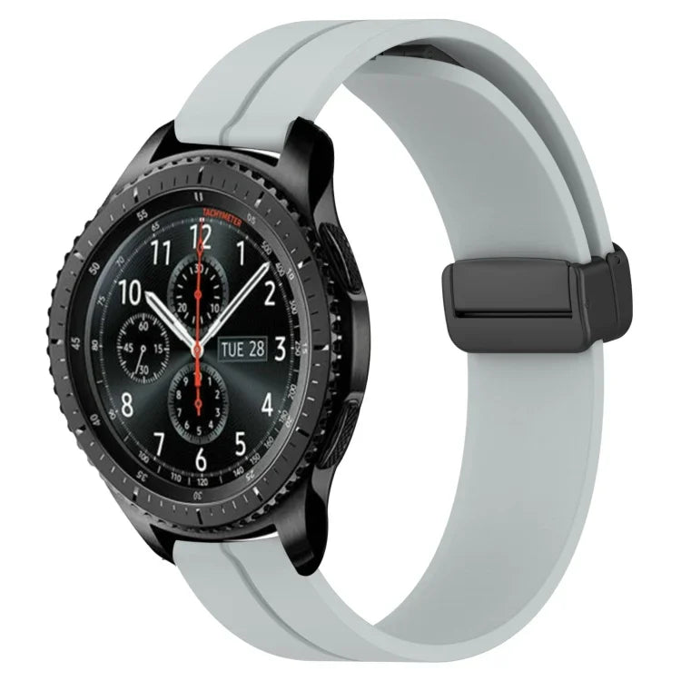 22mm Solid Color Magnetic Clasp Silicone Watch Band, For Samsung Galaxy Watch3 45mm, For Samsung Galaxy Watch 46mm, For Samsung Gear S3 Classic, For Samsung Gear S3 Frontier