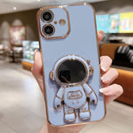 Electroplating Astronaut Holder Phone Case, For iPhone 17e / 16e, For iPhone 17 Pro Max, For iPhone 17 Pro, For iPhone 17, For iPhone Air, For iPhone 16 Pro Max, For iPhone 16 Pro, For iPhone 16 Plus