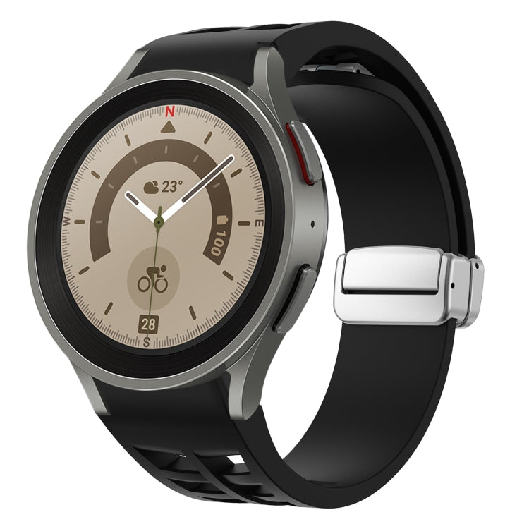Richard Magnetic Folding Silver Buckle Silicone Watch Band, For Sansung Galaxy Watch 5 Pro 45mm, For Samsung Galaxy Watch 7 40 / 44mm, For Samsung Galaxy Watch 6 Classic 43 / 47mm