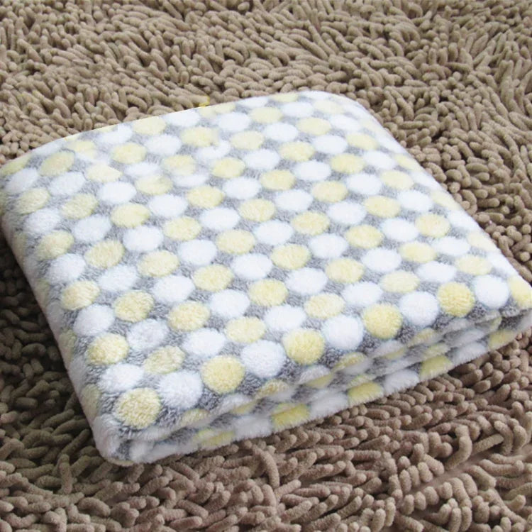 Soft Flannel Pet Blanket Dots Printed Breathable Bed Mat Warm Pet Sleeping Cushion Cover for Pet Dog Cat, S, M, L