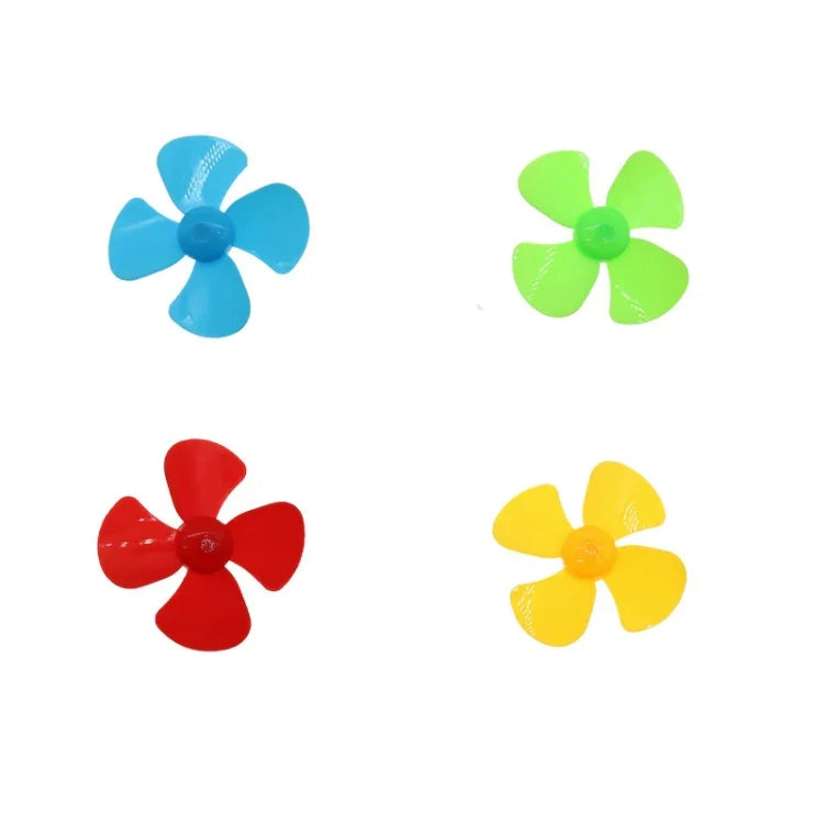 100 PCS Four-Blade Propeller Technology Made Toy Accessories, Random Color Delivery, Four-Blade Propeller
