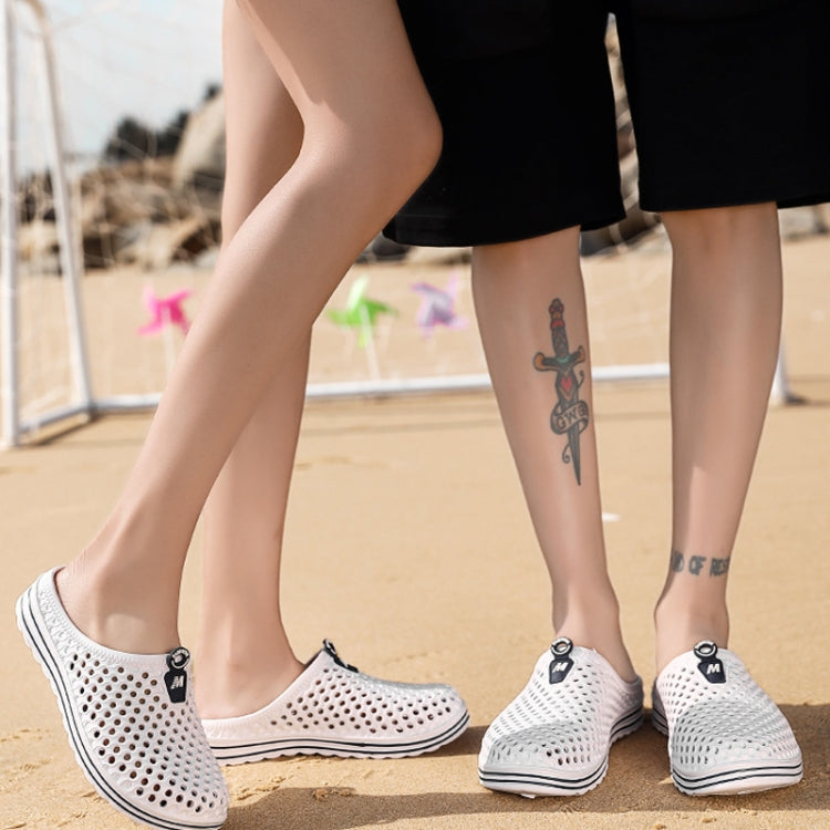 X902 Summer Beach Shoes Non-Slip Flip Llops Couple Slippers Men Hole Shoes, 45